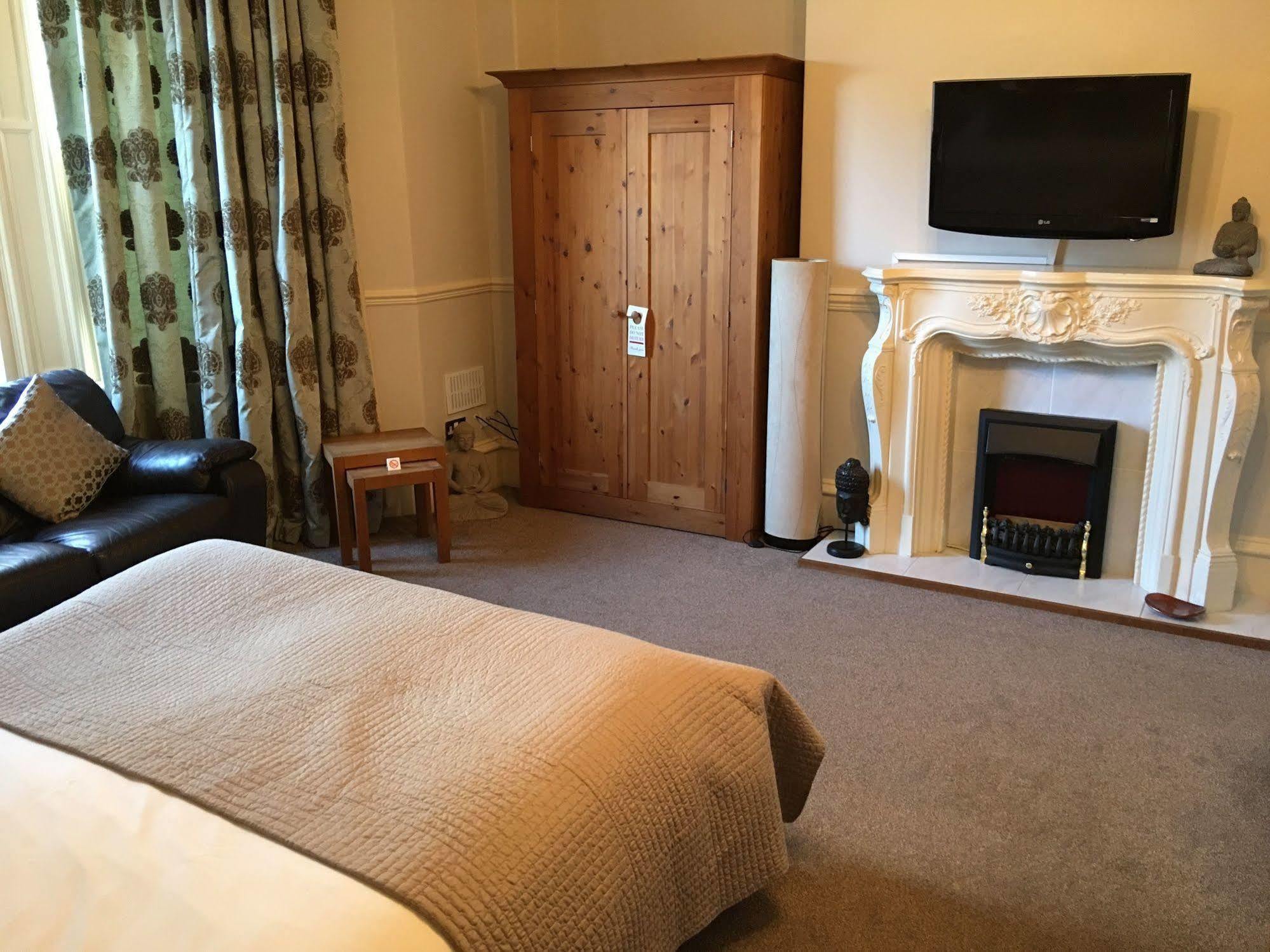 Bishops Guest Accommodation York Exterior foto